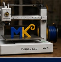 Impressora 3D com logo MK Studio